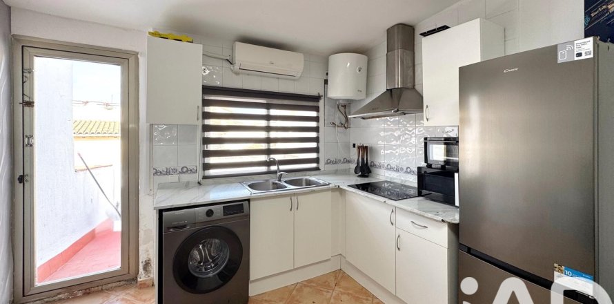 Penthouse in Cambrils, Tarragona, Spain 1 bedroom, 46 sq.m. No. 184715