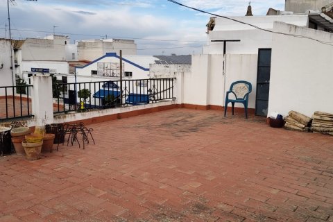 Villa for sale in Ecija, Seville, Spain 8 bedrooms, 224 sq.m. No. 152840 - photo 5