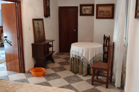 Villa for sale in Ecija, Seville, Spain 8 bedrooms, 224 sq.m. No. 152840 - photo 28