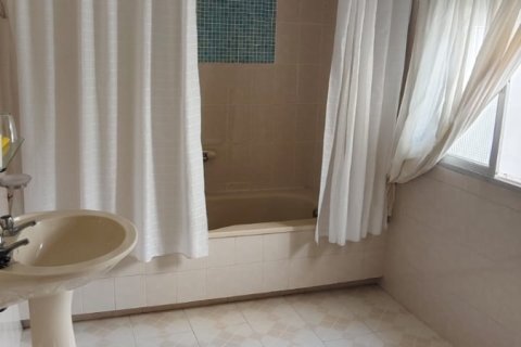 Villa for sale in Ecija, Seville, Spain 8 bedrooms, 224 sq.m. No. 152840 - photo 12