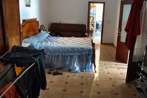 Villa for sale in Ecija, Seville, Spain 8 bedrooms, 224 sq.m. No. 152840 - photo 21