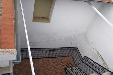 Villa for sale in Ecija, Seville, Spain 8 bedrooms, 224 sq.m. No. 152840 - photo 4