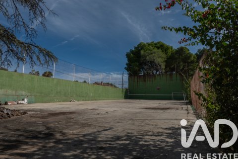 Apartament w Almassora, Castellon, Hiszpania 5 sypialni, 457 mkw. nr 152841 – zdjęcie 8