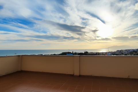 Dzīvoklis pārdošanā Rincon de la Victoria, Malaga, Spānijā 3 istabas, 165 m2 Nr. 152836 - attēls 2