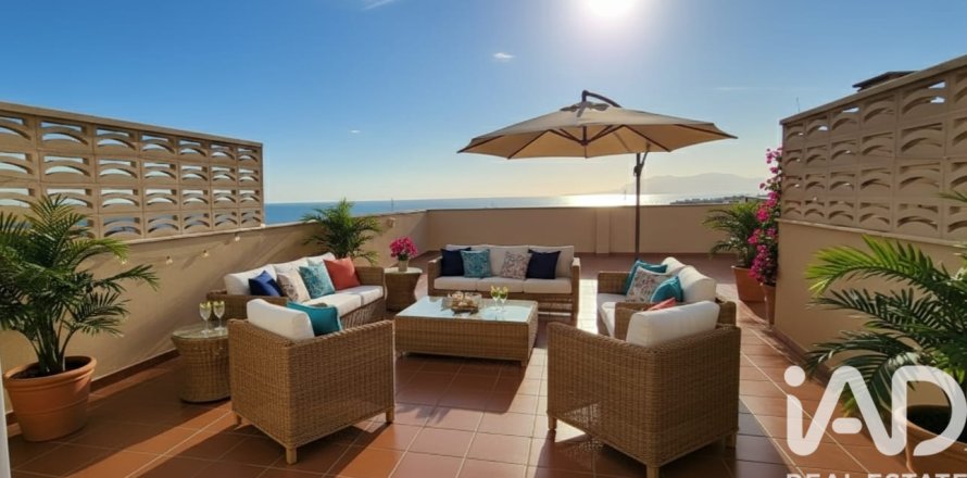 Dzīvoklis Rincon de la Victoria, Malaga, Spānijā 3 istabas, 165 m2 Nr. 152836