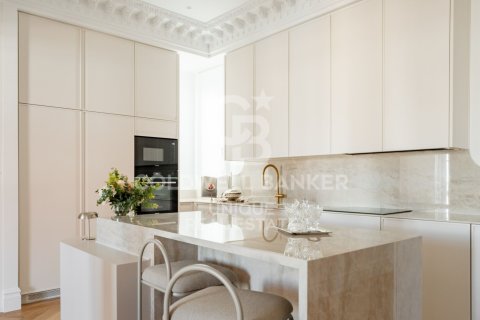 Apartamento en venta en Madrid, España 4 dormitorios, 208 m2 No. 156750 - foto 30