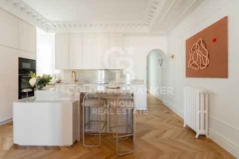 Продажа квартиры в Мадрид, Испания 4 спальни, 208м2 №156750 - фото 24