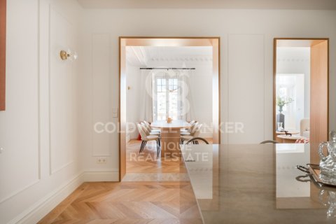 Продажа квартиры в Мадрид, Испания 4 спальни, 208м2 №156750 - фото 17