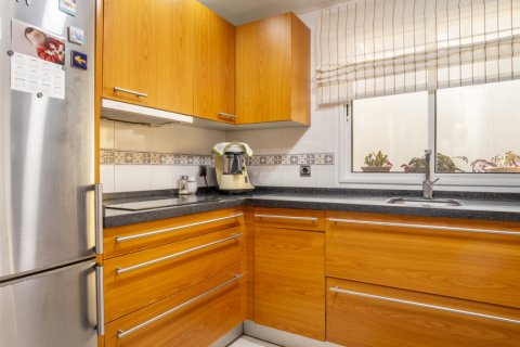Сasa en venta Estepona, Málaga, España 4 dormitorios, 142.8 m2 No. 107378 - foto 8