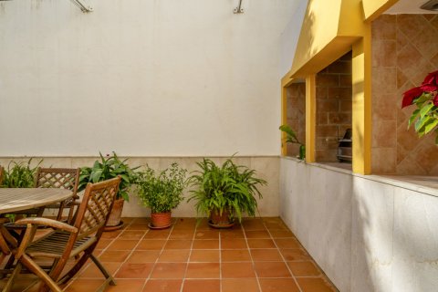 Сasa en venta Estepona, Málaga, España 4 dormitorios, 142.8 m2 No. 107378 - foto 10