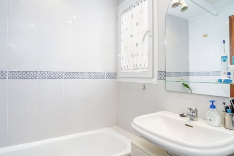 Сasa en venta Estepona, Málaga, España 4 dormitorios, 142.8 m2 No. 107378 - foto 27