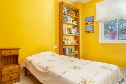 Сasa en venta Estepona, Málaga, España 4 dormitorios, 142.8 m2 No. 107378 - foto 22