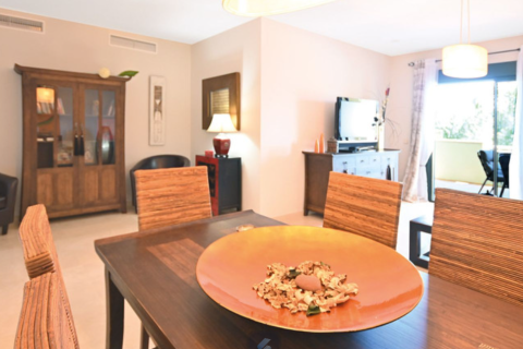 Apartment for sale Cortes (San Pedro De Alcantara), Malaga, Spain 2 bedrooms, 120 sq.m. No. 133119 - photo 2