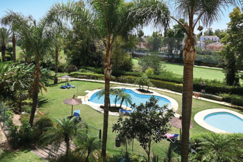 Apartment for sale Cortes (San Pedro De Alcantara), Malaga, Spain 2 bedrooms, 120 sq.m. No. 133119 - photo 1