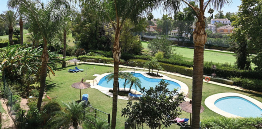 Apartment Cortes (San Pedro De Alcantara), Malaga, Spain 2 bedrooms, 120 sq.m. No. 133119