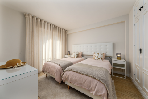 Apartment for sale Estepona, Malaga, Spain 3 bedrooms, 138 sq.m. No. 133122 - photo 14