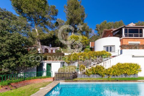 Dom w Barcelona, Hiszpania 6 sypialni, 802 mkw. nr 159584 – zdjęcie 23