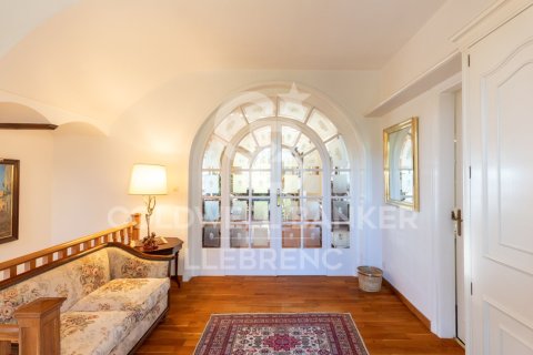 House for sale in Barcelona, Spain 6 bedrooms, 802 sq.m. No. 159584 - photo 7