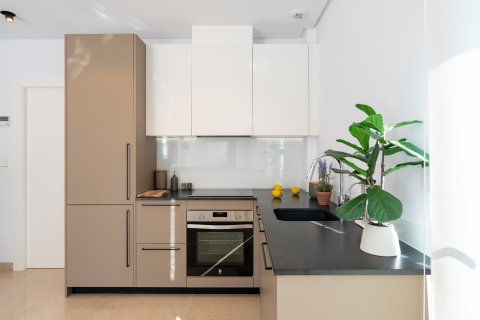 Apartamento en venta en Elche, Alicante, España 3 dormitorios, 98 m2 No. 143098 - foto 13