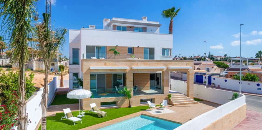 Villa en Ciudad Quesada, Alicante, España 4 dormitorios, 244 m2 No. 143095