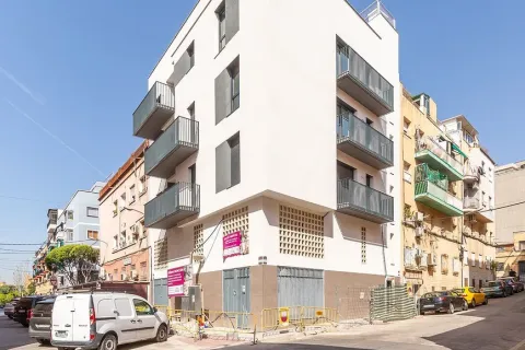 Huoneisto myytävänä Badalona, Barcelona, Espanja, 3 makuuhuonetta, No. 141188 - kuva 18