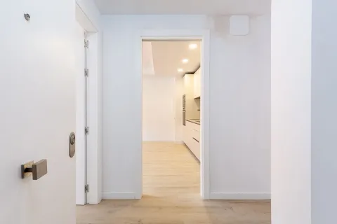 Huoneisto myytävänä Badalona, Barcelona, Espanja, 3 makuuhuonetta, No. 141188 - kuva 20