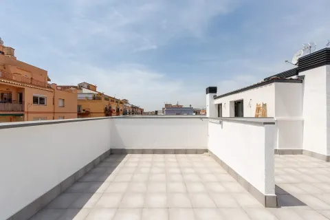 Huoneisto myytävänä Badalona, Barcelona, Espanja, 3 makuuhuonetta, No. 141188 - kuva 7