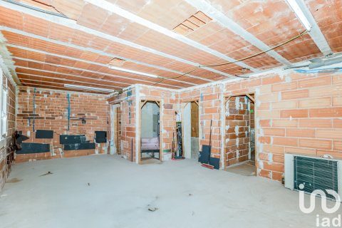 Продажа дома в Кастельяр-дель-Вальес, Барселона, Испания 7 спален, 317м2 №153704 - фото 22