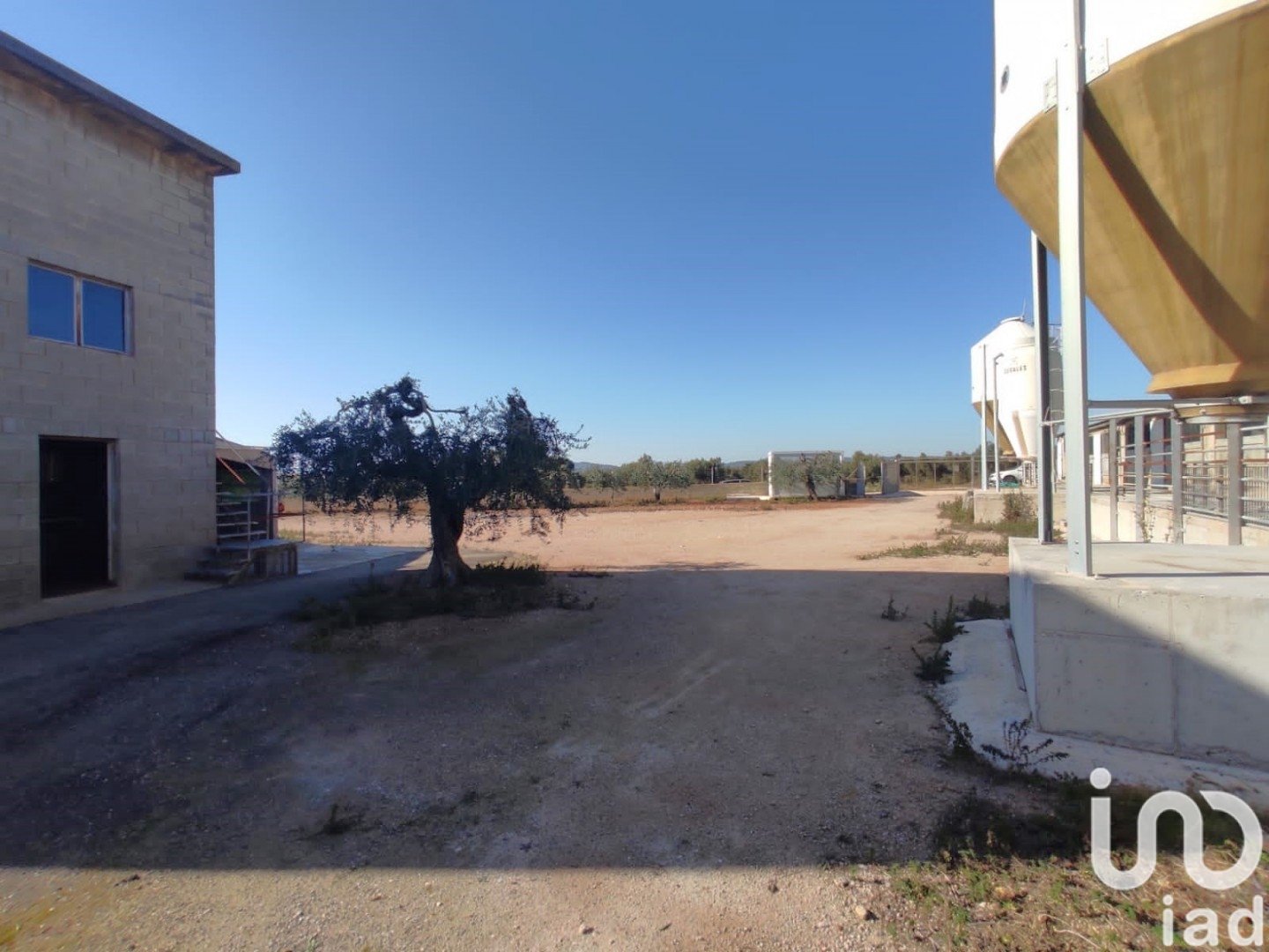 Terreno a Llorenc Del Penedes, Tarragona, Spagna 8000 mq. N° 153707