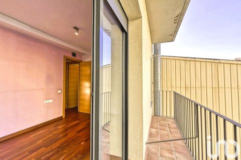 Продажа пентхауса в Гава, Барселона, Испания 3 спальни, 130м2 №153706 - фото 17