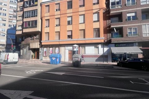 Liikekiinteistö myytävänä Leon, Espanja , 640 m2 No. 153701 - kuva 5