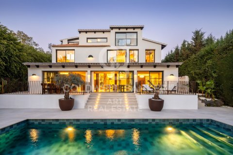 Villa for sale in Marbella, Malaga, Spain 5 bedrooms, 227 sq.m. No. 178979 - photo 13