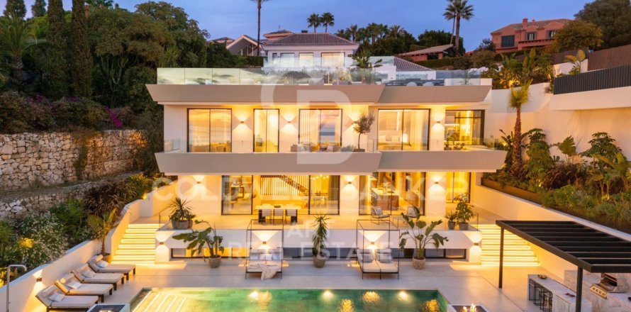 Villa à Marbella, Malaga, Espagne 5 chambres, 454 m2 No. 178980