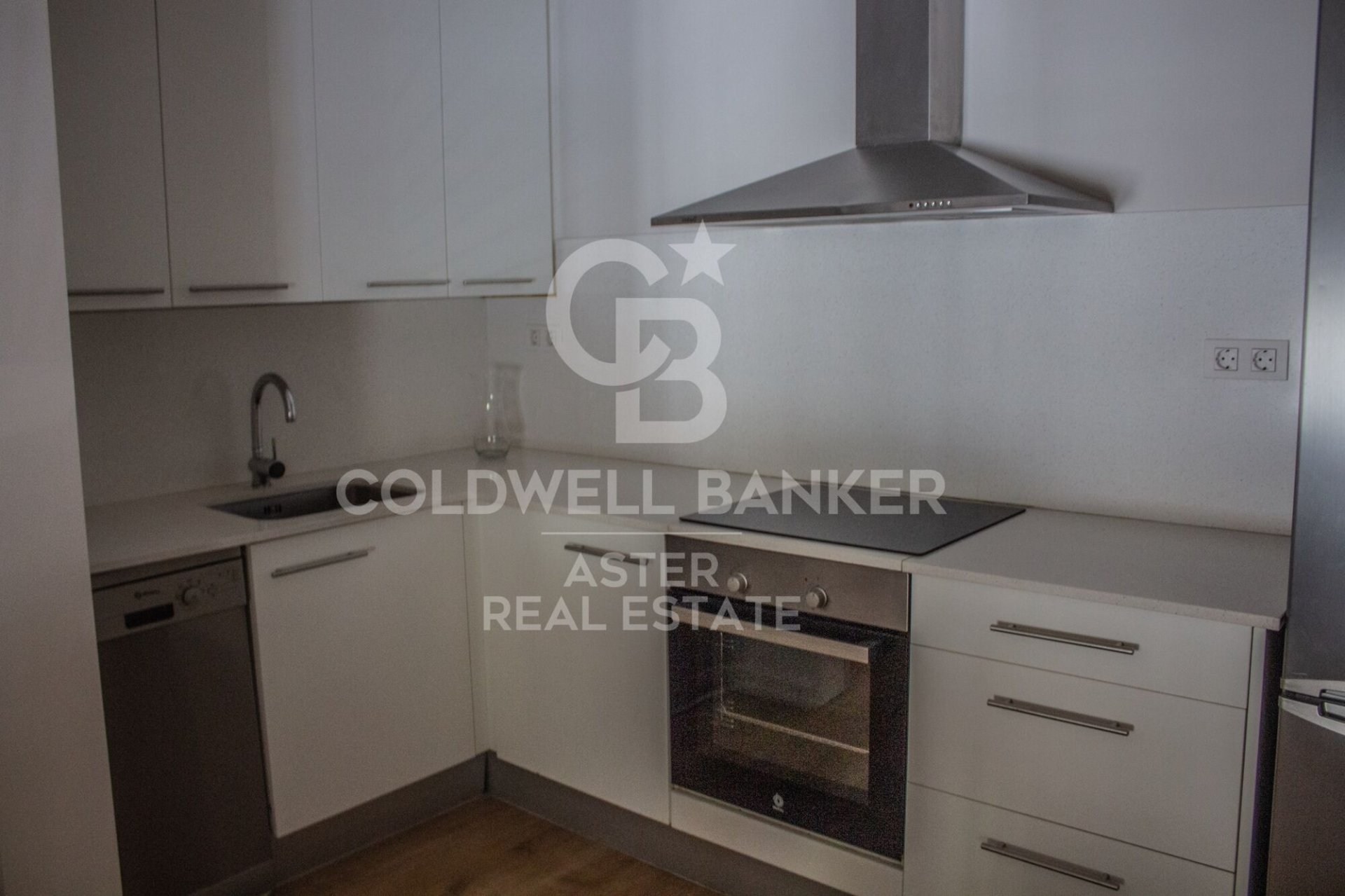 Triplex à Barcelona, Espagne 2 chambres, 101 m2 No. 178981