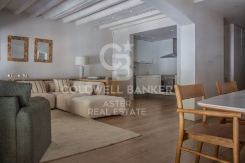 Kolmio Barcelona, Espanja 2 makuuhuonetta, 101 m2 No. 178981