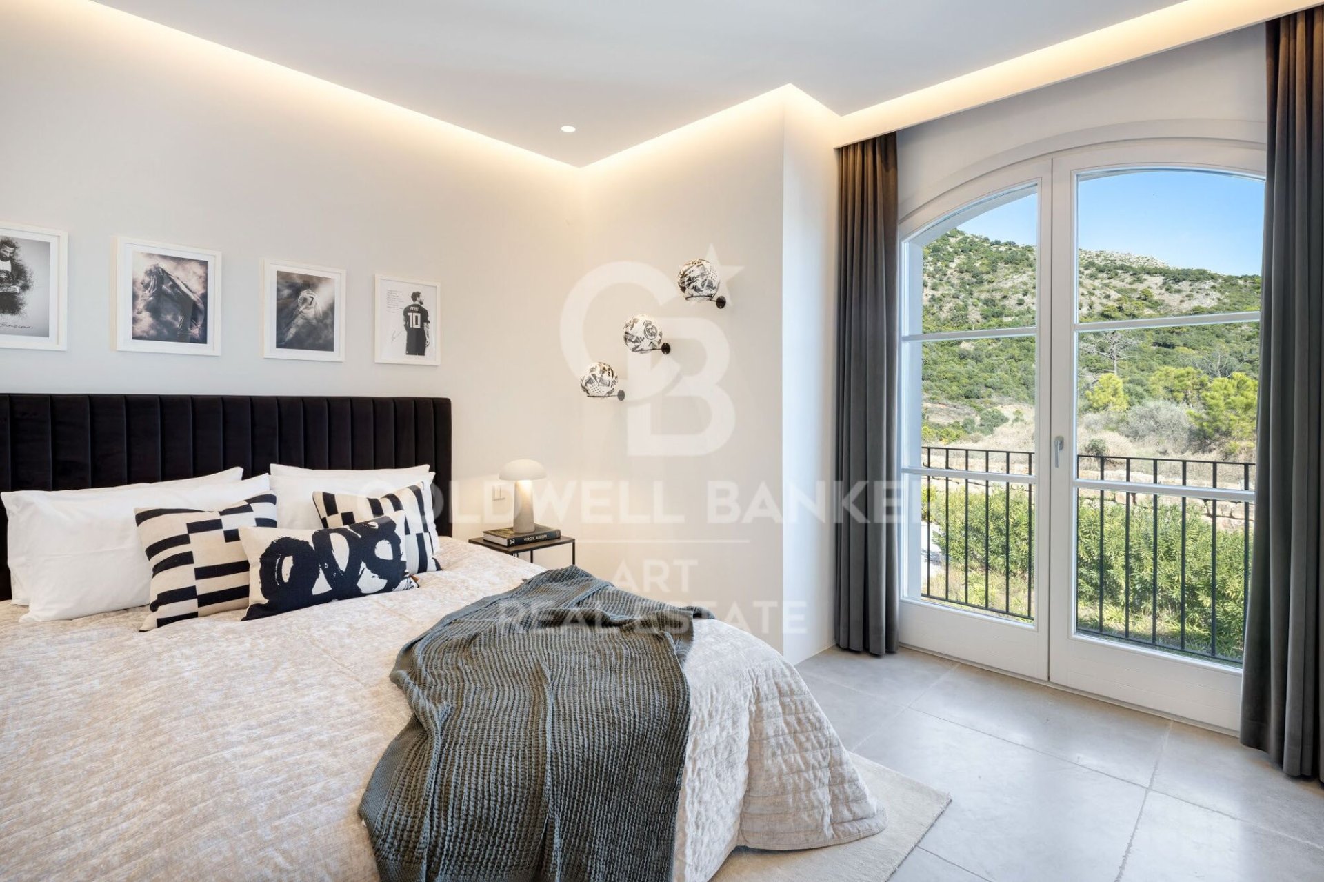 Villa a Benahavis, Malaga, Spagna 7 camere da letto, 937 mq. N° 178978