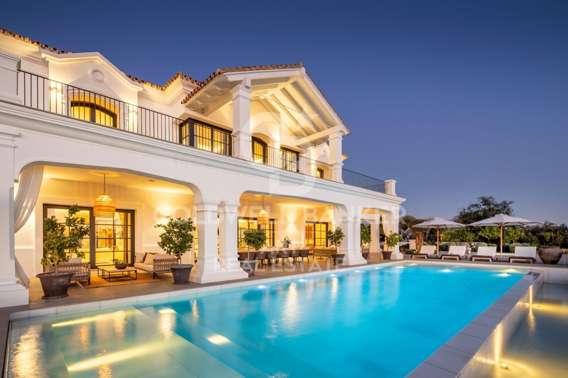 Villa a Benahavis, Malaga, Spagna 7 camere da letto, 937 mq. N° 178978