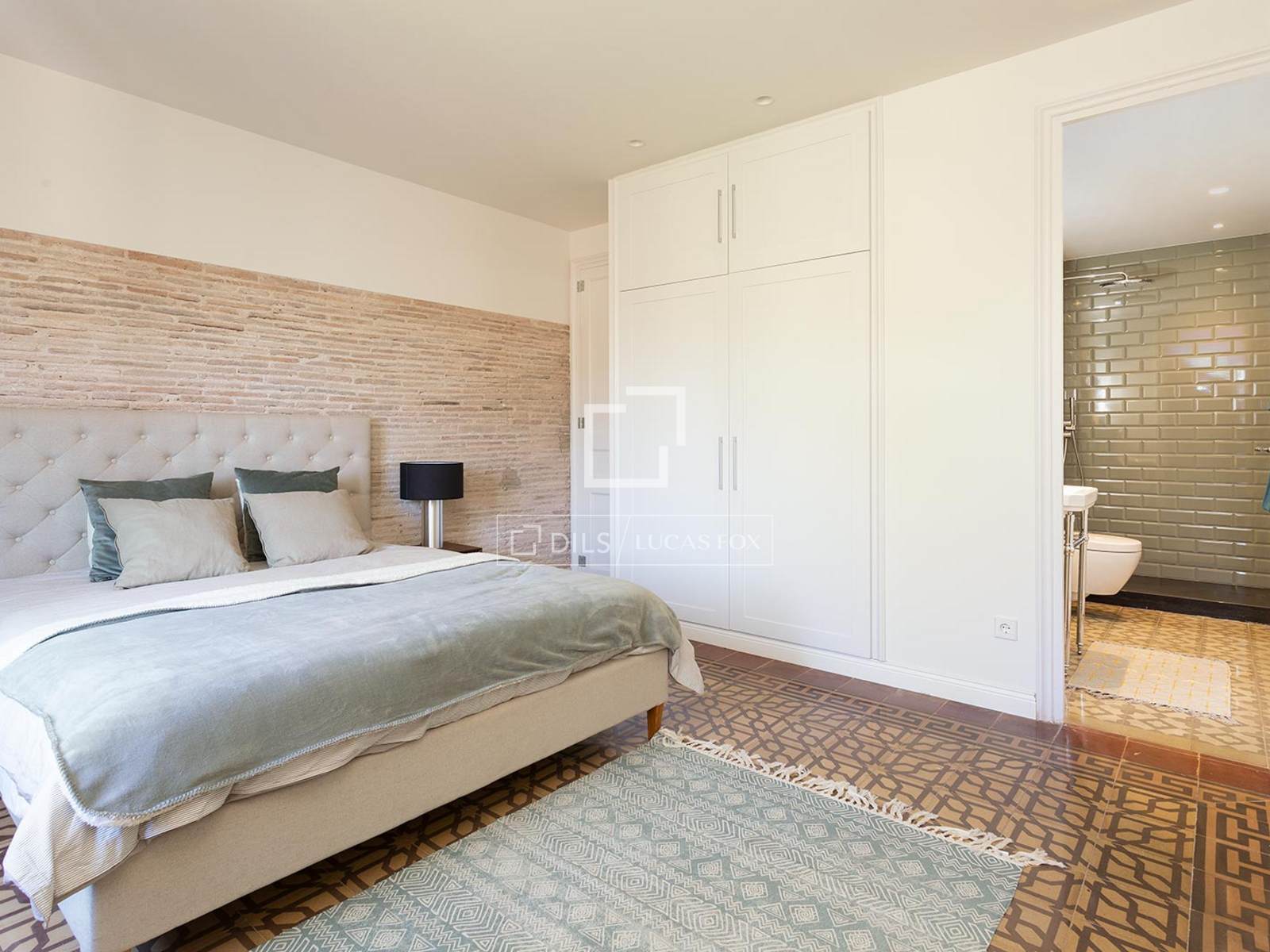 Huoneisto Barcelona, Espanja 2 makuuhuonetta, 109 m2 No. 192691