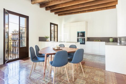 Huoneisto myytävänä Barcelona, Espanja, 2 makuuhuonetta, 109 m2 No. 192691 - kuva 6