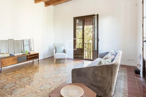 Huoneisto myytävänä Barcelona, Espanja, 2 makuuhuonetta, 109 m2 No. 192691 - kuva 2