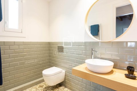 Huoneisto myytävänä Barcelona, Espanja, 2 makuuhuonetta, 109 m2 No. 192691 - kuva 15