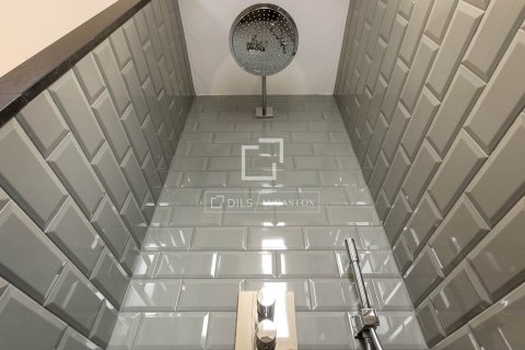 Huoneisto myytävänä Barcelona, Espanja, 2 makuuhuonetta, 109 m2 No. 192691 - kuva 17
