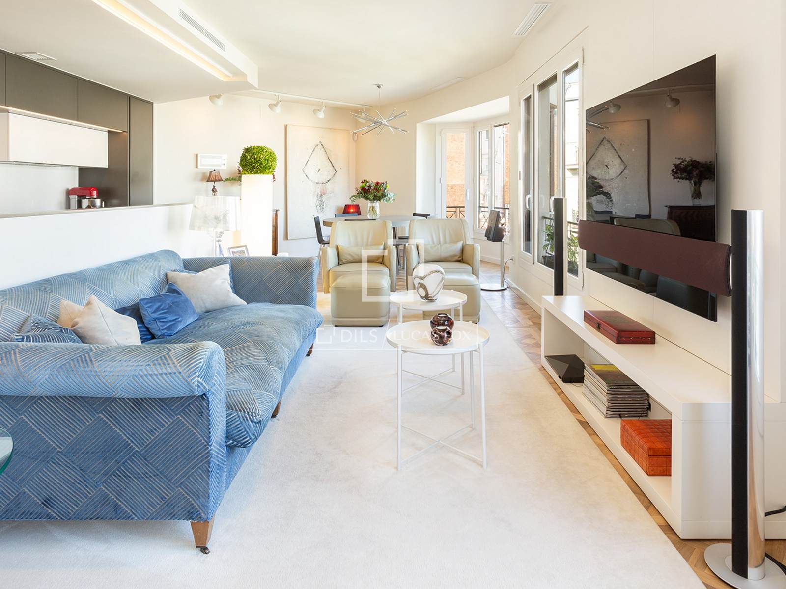 Huoneisto Barcelona, Espanja 3 makuuhuonetta, 125 m2 No. 192693