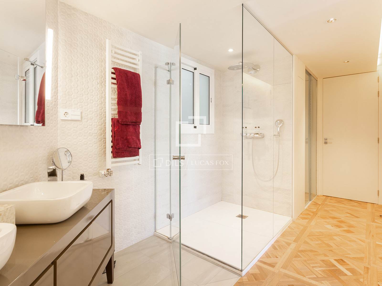 Huoneisto Barcelona, Espanja 3 makuuhuonetta, 125 m2 No. 192693