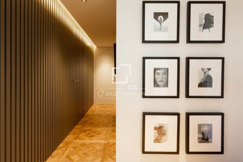 Huoneisto myytävänä Barcelona, Espanja, 3 makuuhuonetta, 125 m2 No. 192693 - kuva 15