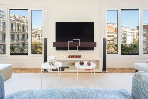 Huoneisto myytävänä Barcelona, Espanja, 3 makuuhuonetta, 125 m2 No. 192693 - kuva 7