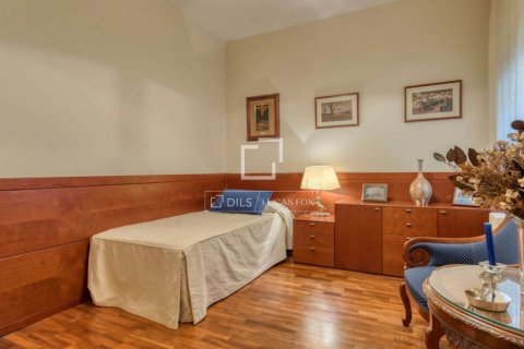 Apartamento en venta en Barcelona, España 5 dormitorios, 207 m2 No. 192690 - foto 12