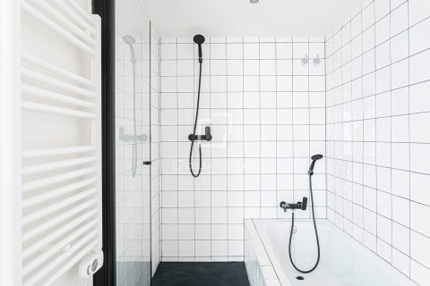 Apartamento en venta en Barcelona, España 2 dormitorios, 81 m2 No. 192688 - foto 20