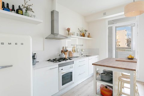 Apartamento en venta en Barcelona, España 2 dormitorios, 81 m2 No. 192688 - foto 7