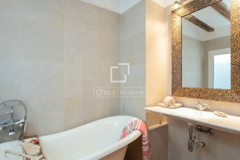 Apartamento en venta en Barcelona, España 2 dormitorios, 54 m2 No. 192687 - foto 13